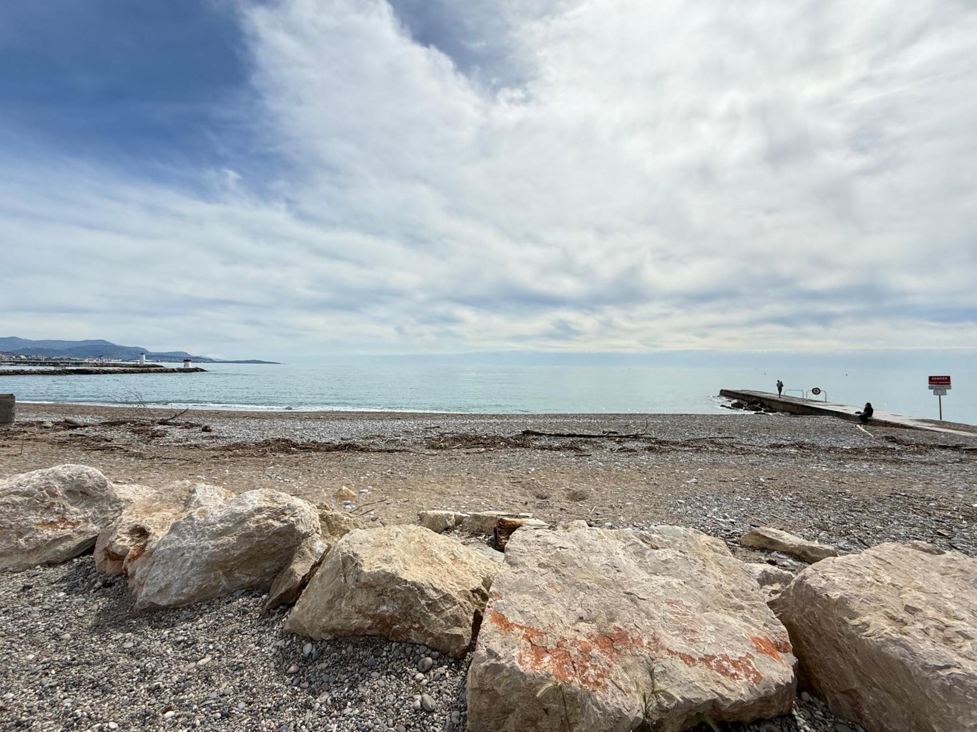 Romance Marine , Face A La Villeneuve-Loubet